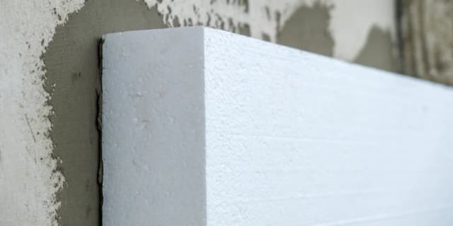 Jak prawidłowo kłaść styropian na elewację – uniknij błędów i oszczędź czas Jak prawidłowo kłaść styropian na elewację – uniknij błędów i oszczędź czas