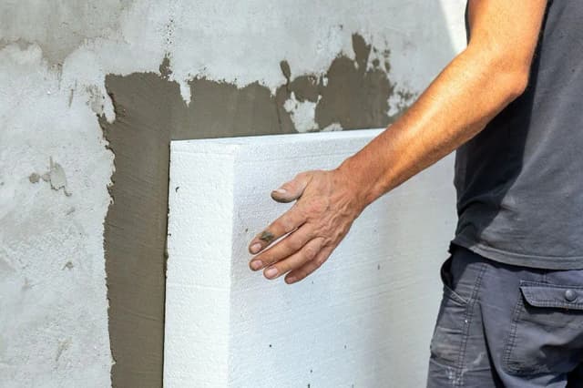Ile kleju na m2 elewacji? Sprawdź, jak uniknąć błędów i zaoszczędzić materiał Ile kleju na m2 elewacji? Sprawdź, jak uniknąć błędów i zaoszczędzić materiał