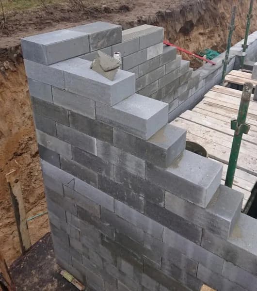 Jaką zaprawą murować bloczki betonowe, aby uniknąć błędów? Jaką zaprawą murować bloczki betonowe, aby uniknąć błędów?